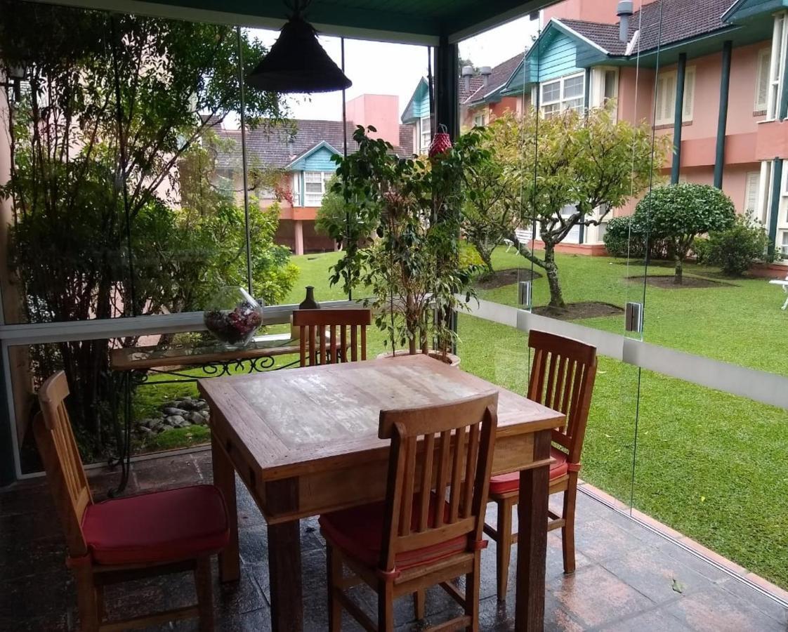 Apartamento Familia Sirangelo Грамаду Екстериор снимка