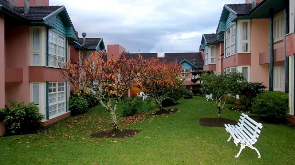 Apartamento Familia Sirangelo Грамаду Екстериор снимка